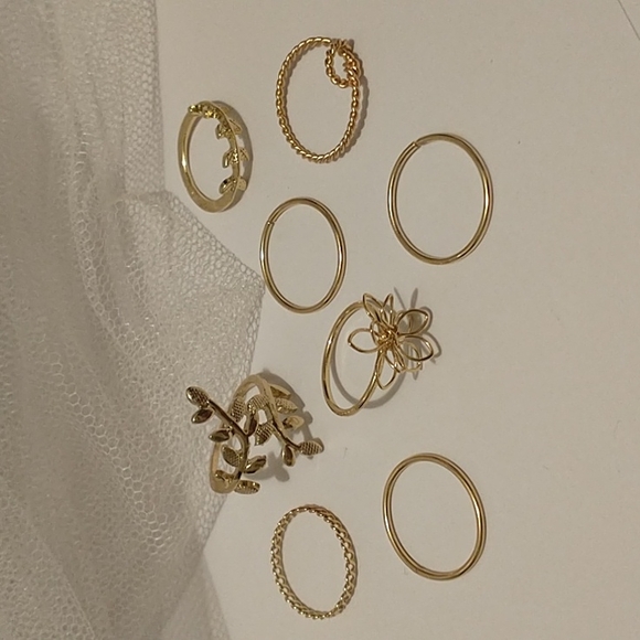 Gold Leaf Ring Set! - Picture 5 of 5